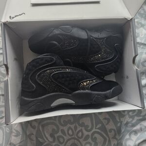 Nike WMNS Air Jordan OG "Black Metallic Gold" sneakers